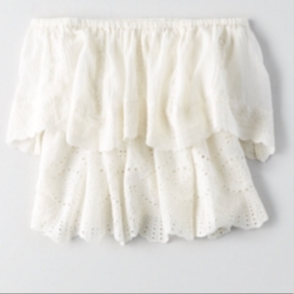 AEO off shoulder top.New!!